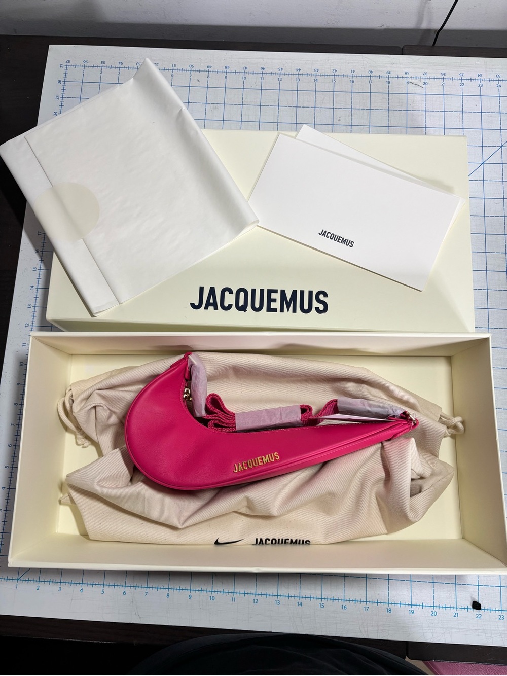 Jacquemus x Nike Le Sac Swoosh - Pink